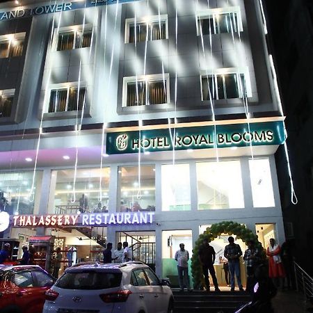 Hotel Royal Blooms Bengalúr Exteriér fotografie