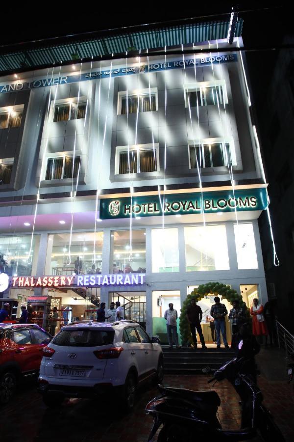 Hotel Royal Blooms Bengalúr Exteriér fotografie